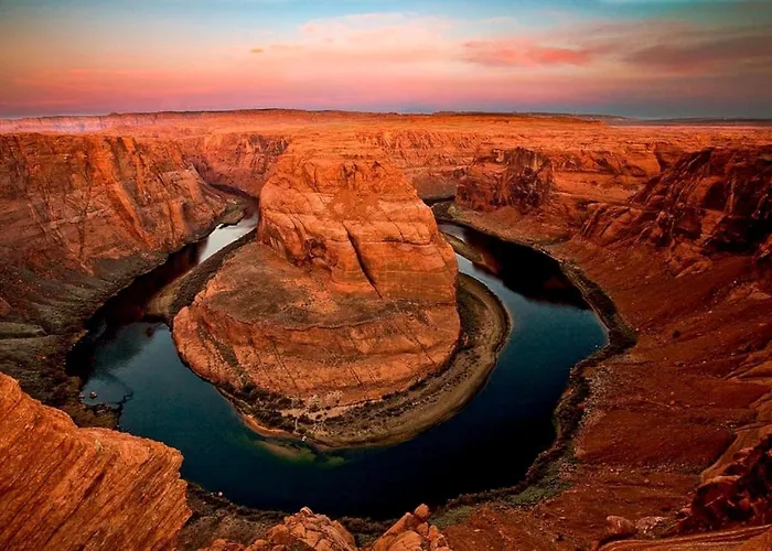 Tranquil Desert Retreat With Vermillion Cliffs Views Near Powell, Page, Arizona Holiday home *