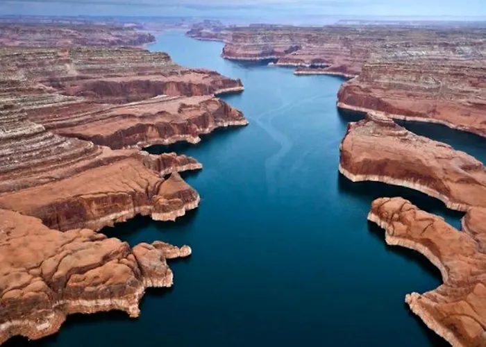 Tranquil Desert Retreat With Vermillion Cliffs Views Near Powell, Page, Arizona Holiday home Page